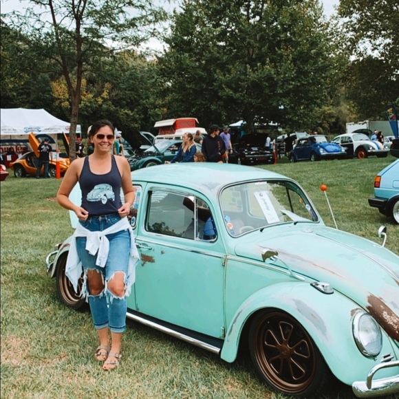 Meet your Posher, Haley - Picture 3 of 3